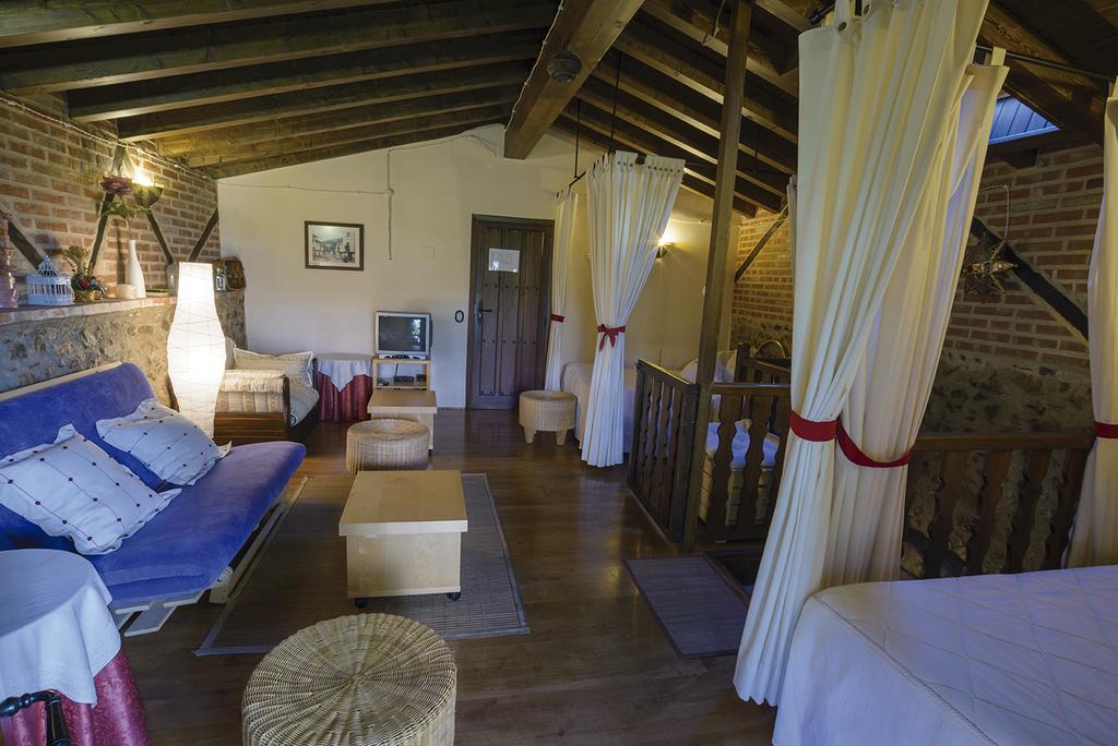 Apartamentos Rurales Tia Josefa Tornavacas Exteriör bild
